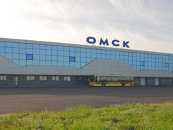Тысячу литров бензина украли с карты Омского аэропорта