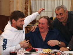 Кадыров подарил Депардье пятикомнатную квартиру 