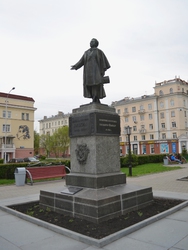 Памятник А.С. Пушкину на одноименной площади